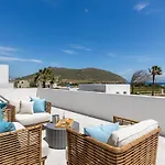 Villa Gorgeous With Sea View
