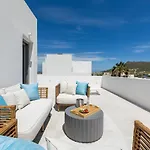 Gorgeous With Sea View