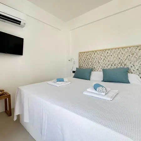 Gorgeous With Sea View Villa *