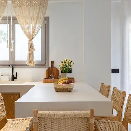 Villa Gorgeous With Sea View